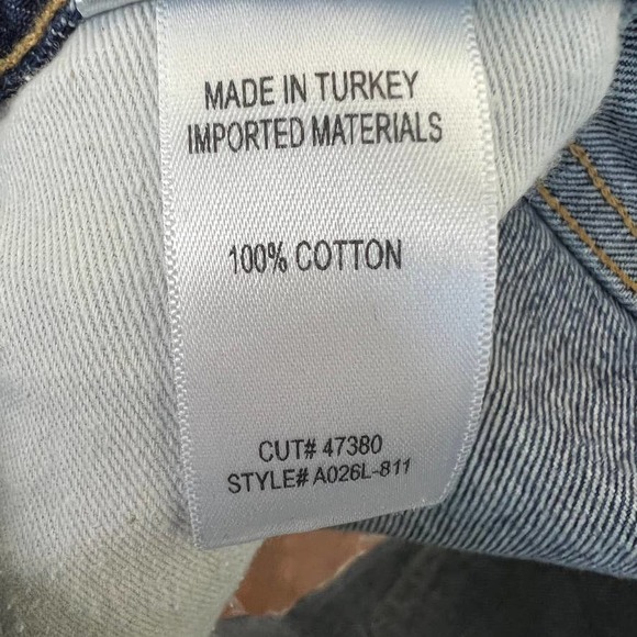 AGOLDE Parker Vintage Cut-Off Shorts in Manifest Size 23 - Picture 11 of 11